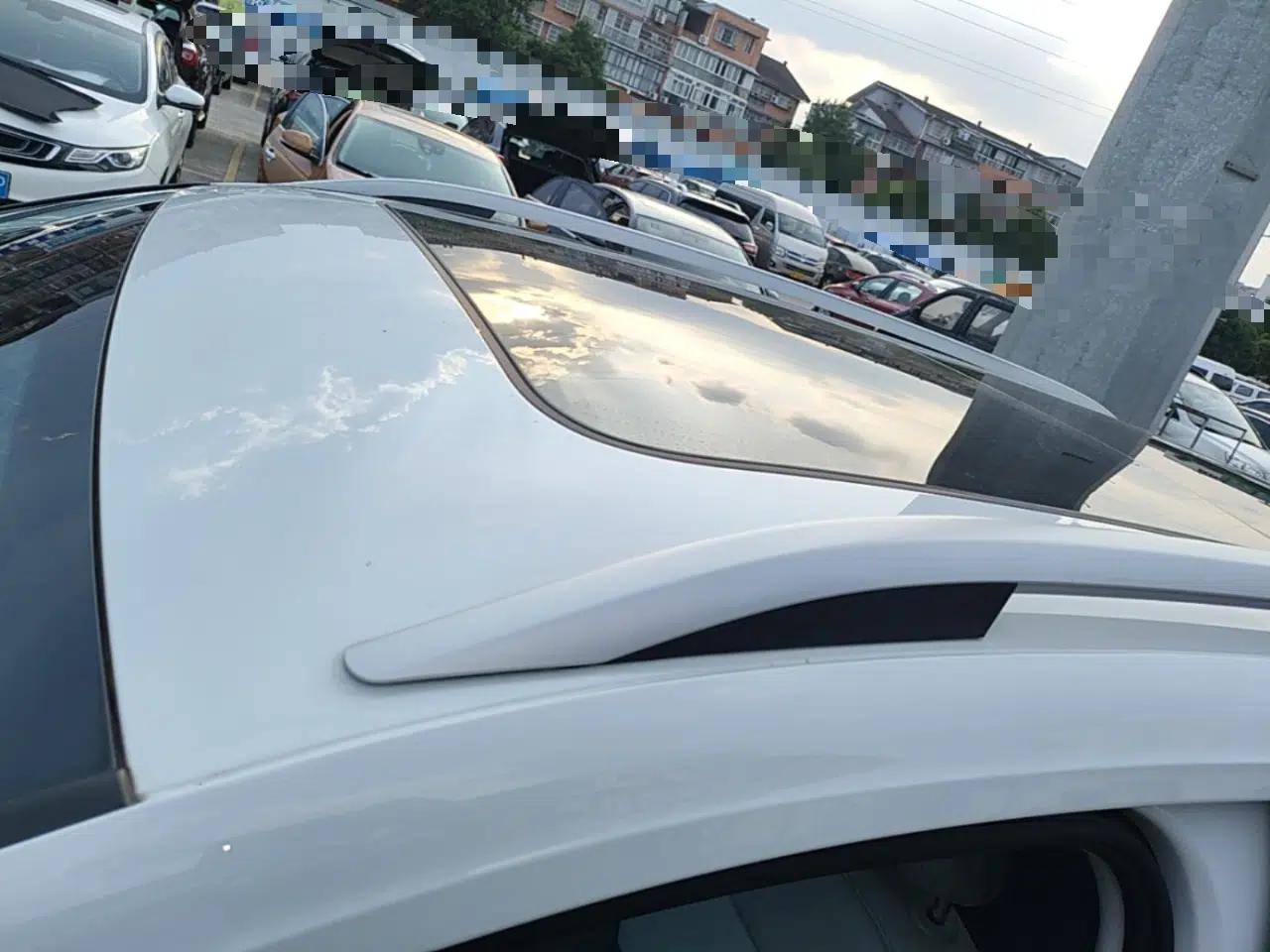 Volkswagen Tharu 2023 300TSI Two-Wheel-Drive Moonlight Edition — миниатюра 7