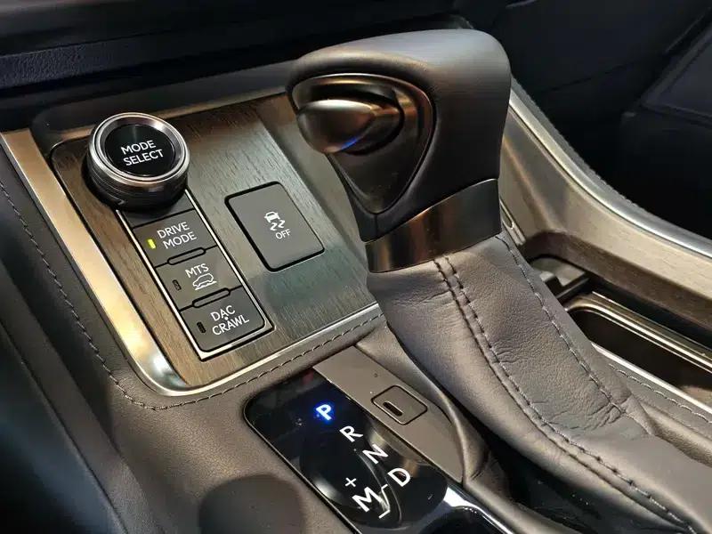Lexus GX 2024 550h Overtrail Peak Edition — миниатюра 18