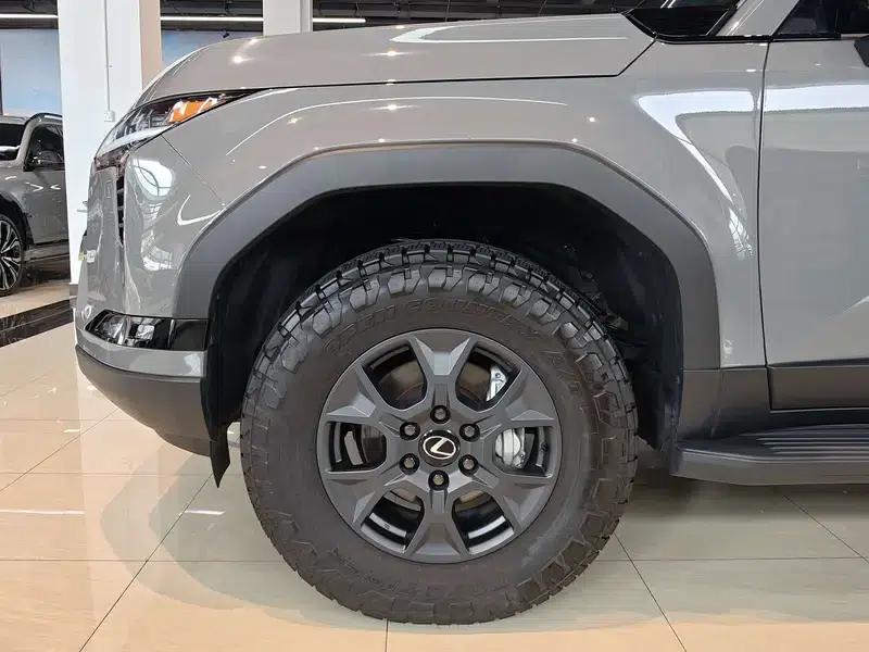 Lexus GX 2024 550h Overtrail Peak Edition — миниатюра 10