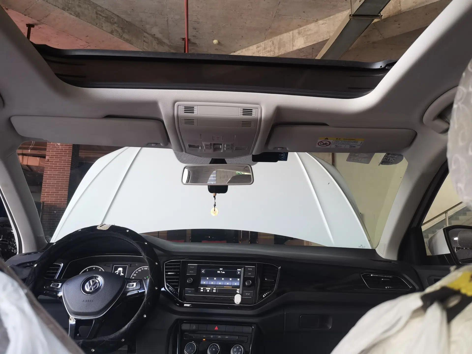 Volkswagen T-ROC 2018 280TSI DSG Two-Wheel-Drive Comfort Version China V Standard — миниатюра 18