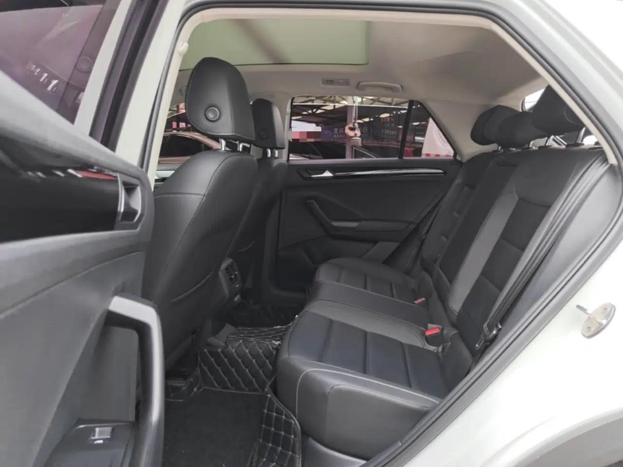Volkswagen T-ROC 2020 280TSI DSG Two-Wheel Drive Comfort Version — миниатюра 20