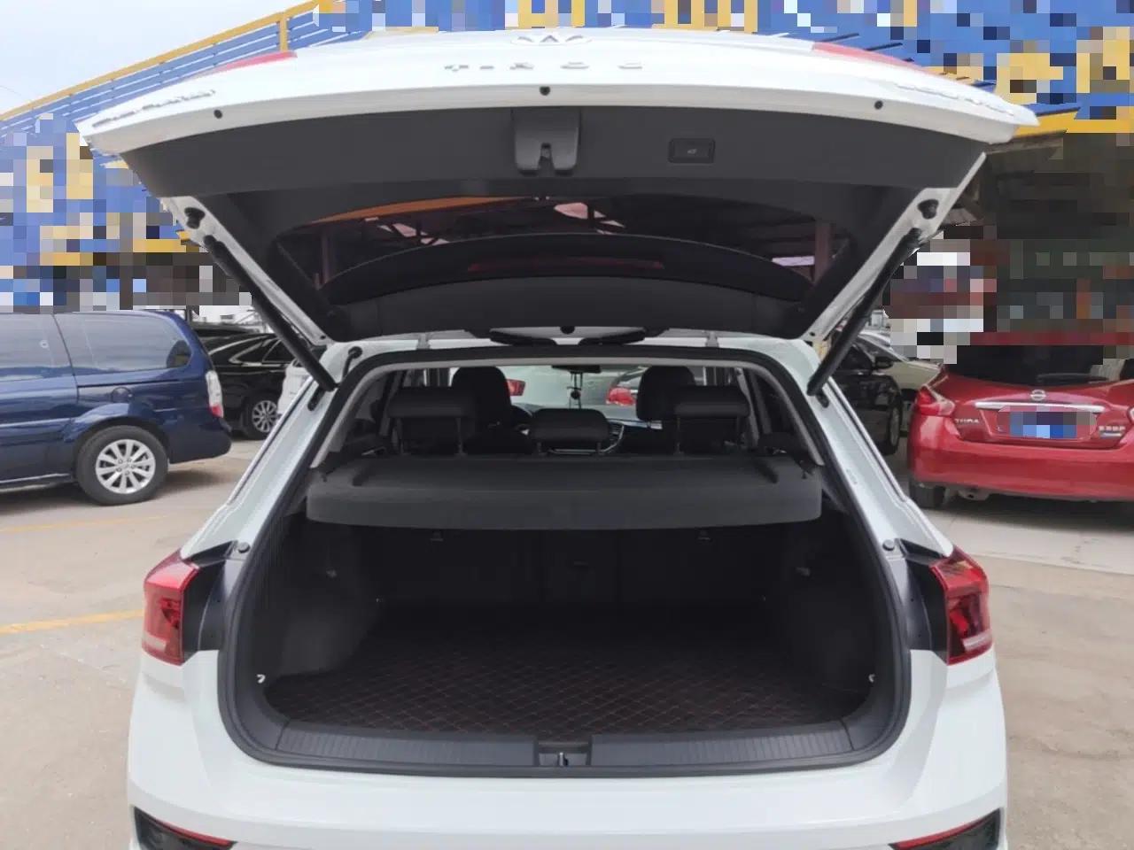 Volkswagen T-ROC 2020 280TSI DSG Two-Wheel Drive Comfort Version — миниатюра 22