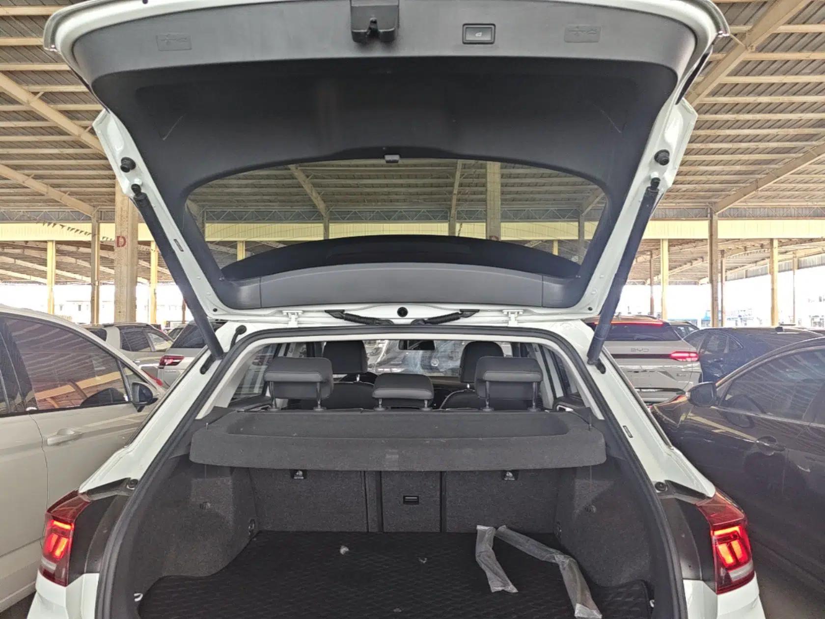 Volkswagen T-ROC 2020 280TSI DSG Two-Wheel Drive Comfort Version — миниатюра 22