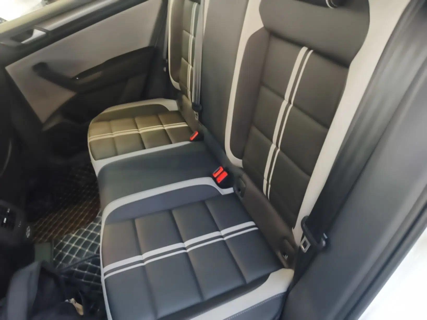 Volkswagen T-ROC 2025 300TSI DSG Two-Wheel Drive Chen Guang Edition — миниатюра 20