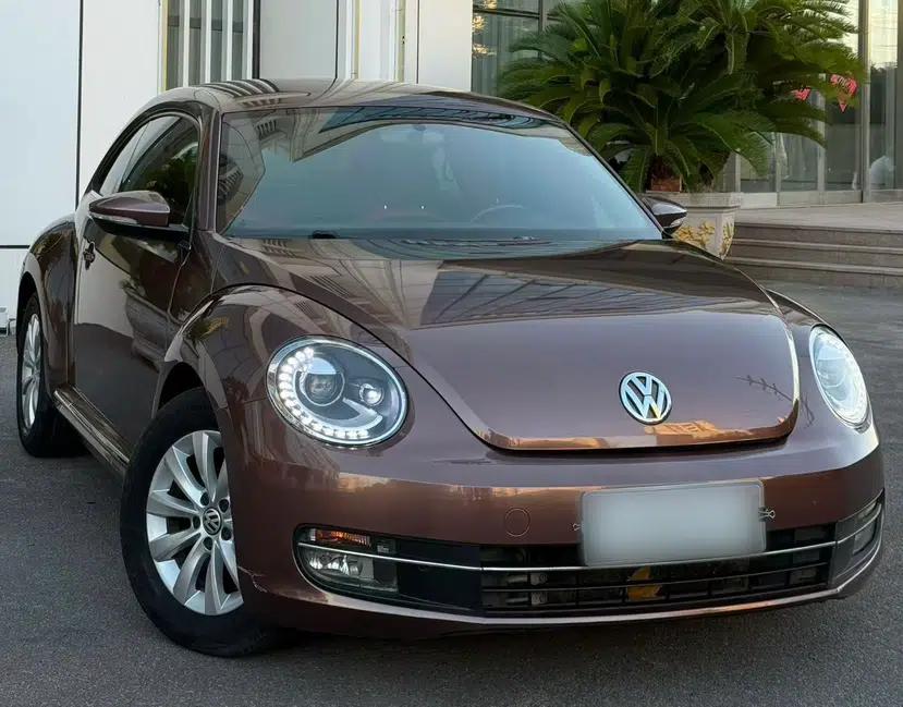 Volkswagen Beetle 2015 180TSI model — миниатюра 1