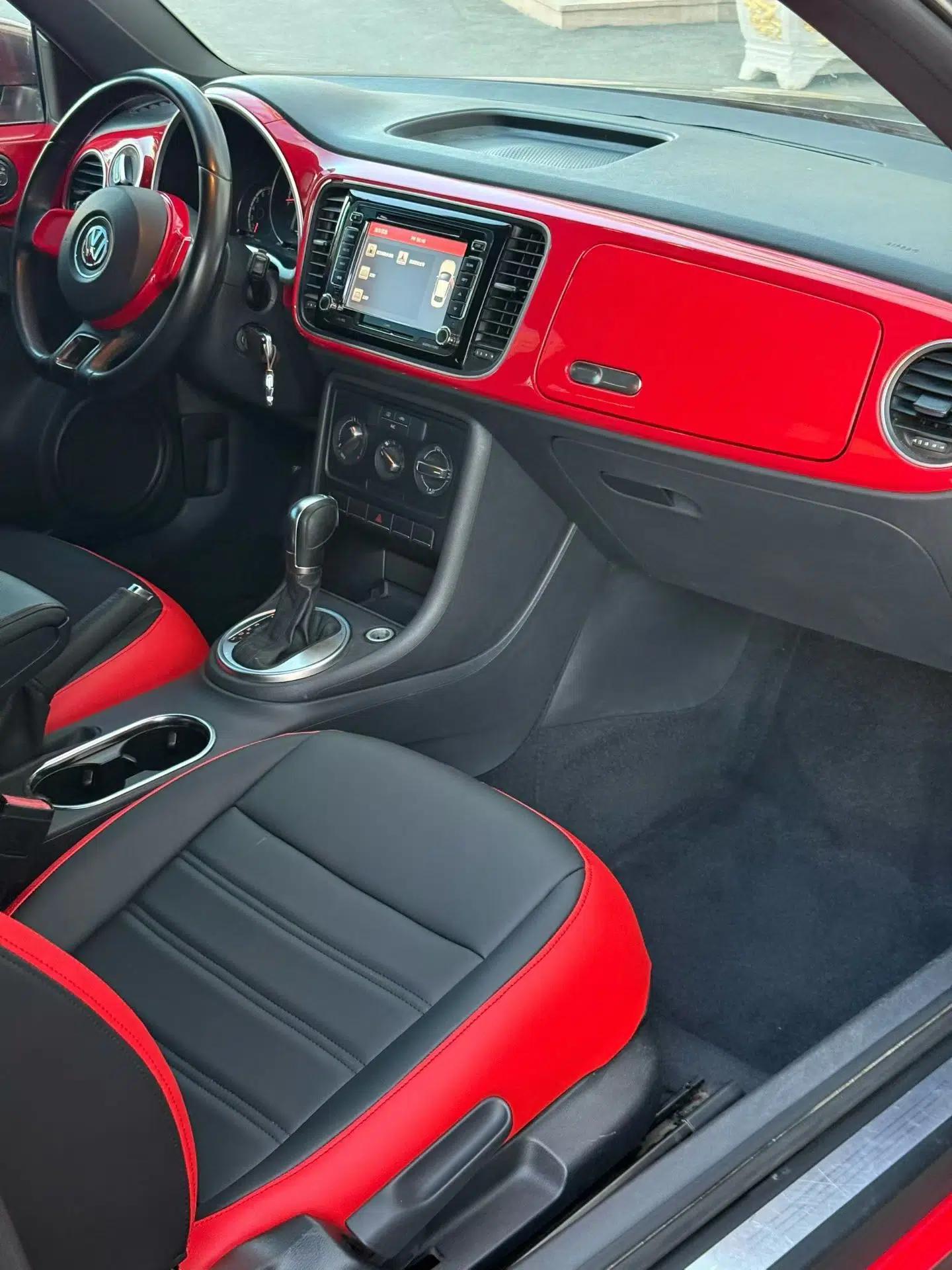 Volkswagen Beetle 2015 180TSI model — миниатюра 16