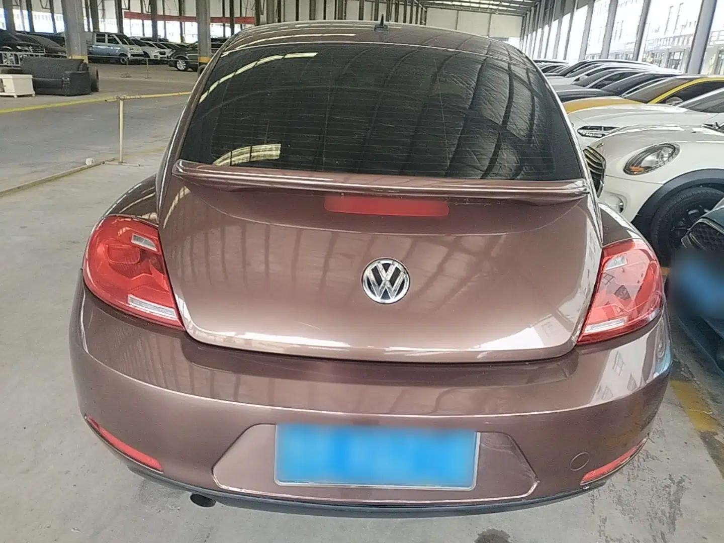 Volkswagen Beetle 2015 180TSI model — миниатюра 5
