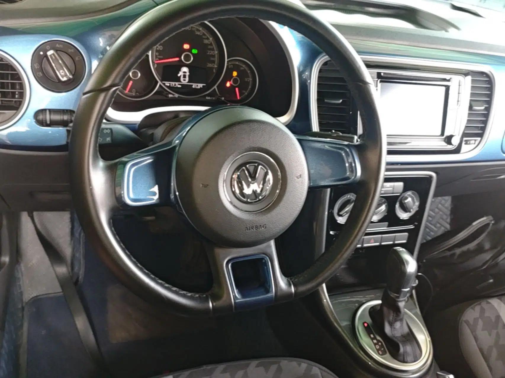 Volkswagen Beetle 2018 180TSI Yile Model — миниатюра 18