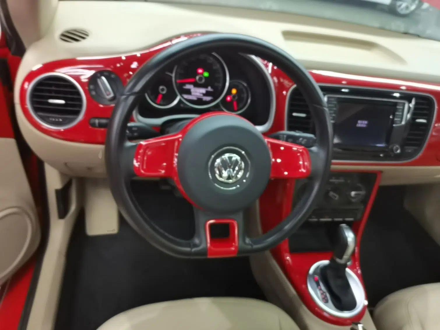 Volkswagen Beetle 2018 180TSI Shangle Model — миниатюра 18