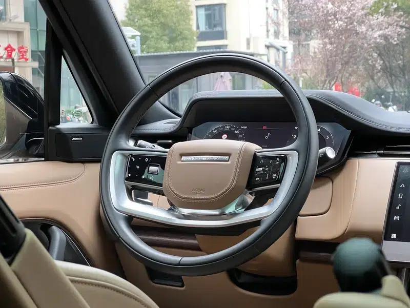 Range Rover 2023 3.0 L6 360PS Grand Edition — миниатюра 11