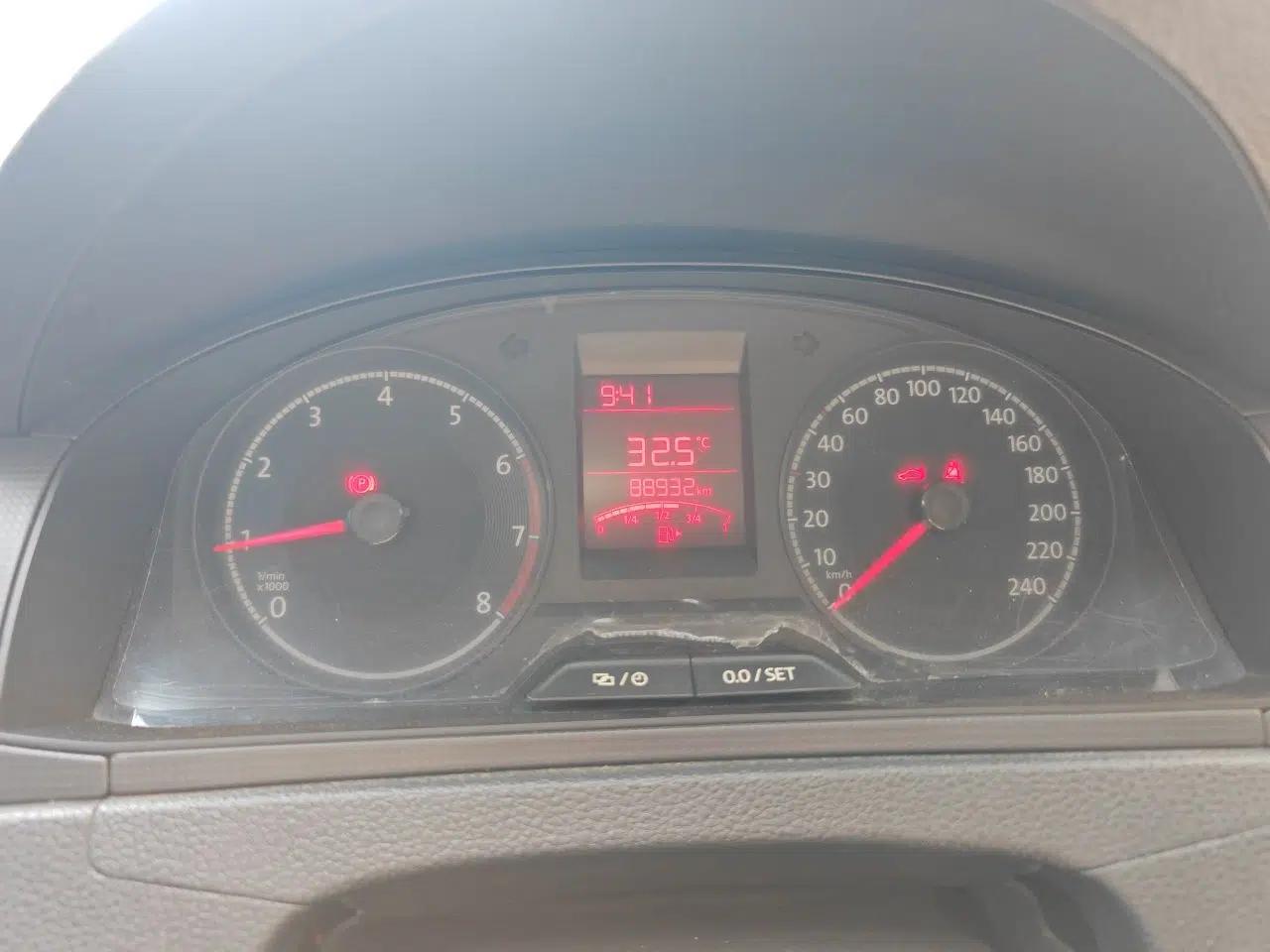 Volkswagen Santana 2019 1.5L Manual Fashion Edition China VI Standard — миниатюра 11