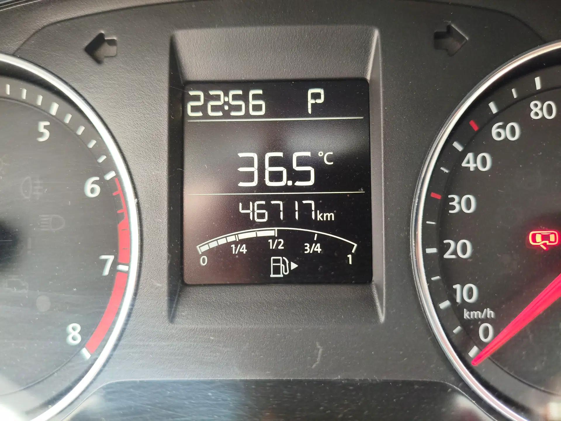 Volkswagen Santana 2015 Haval H6 1.6L Automatic Comfort Model — миниатюра 12