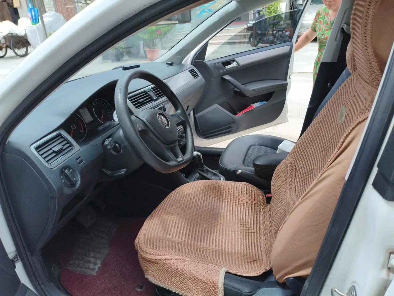 Volkswagen Santana 2015 Haval H6 1.6L Automatic Comfort Model — миниатюра 16