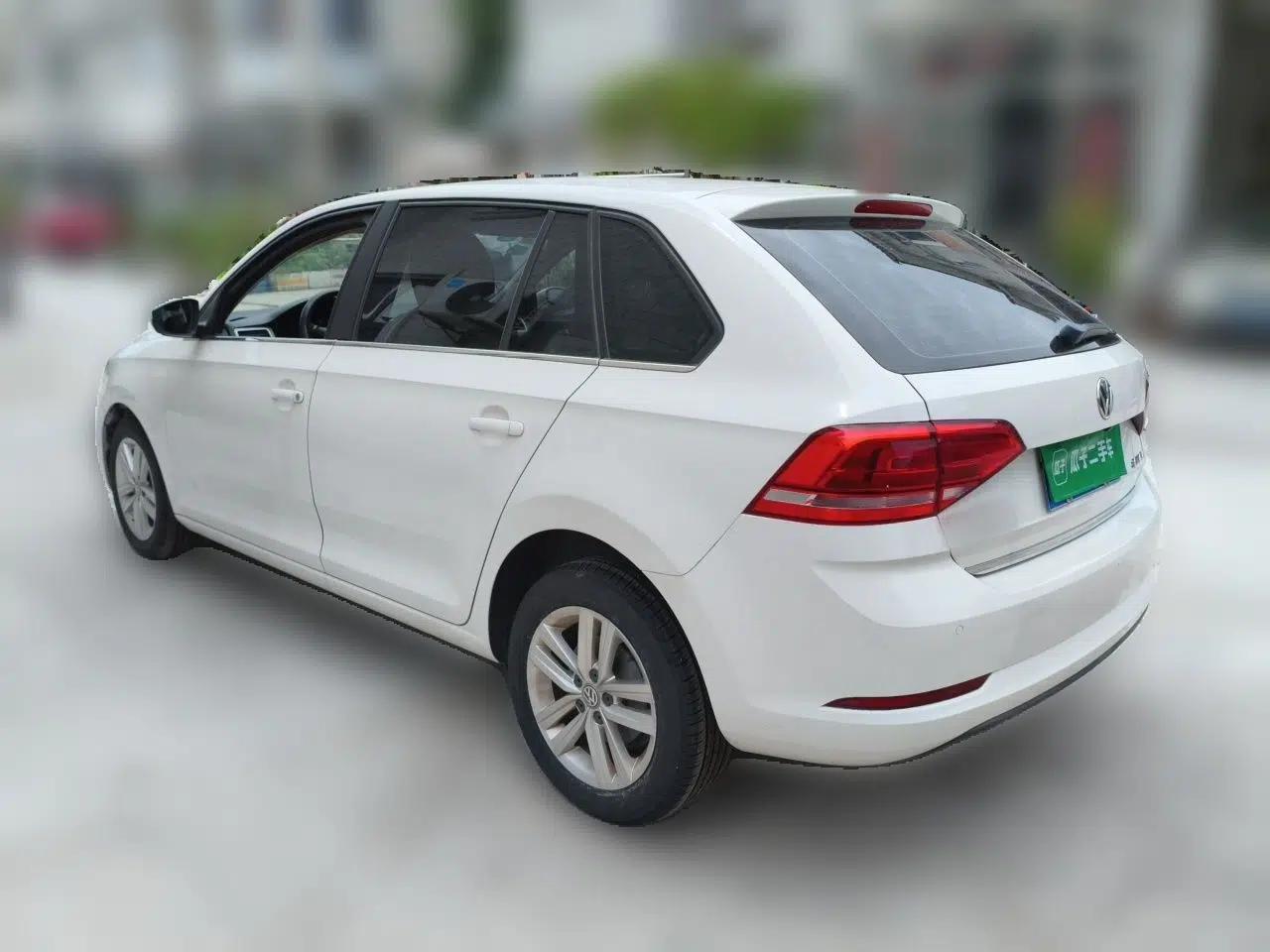 Volkswagen Santana 2015 Haval H6 1.6L Automatic Comfort Model — миниатюра 4