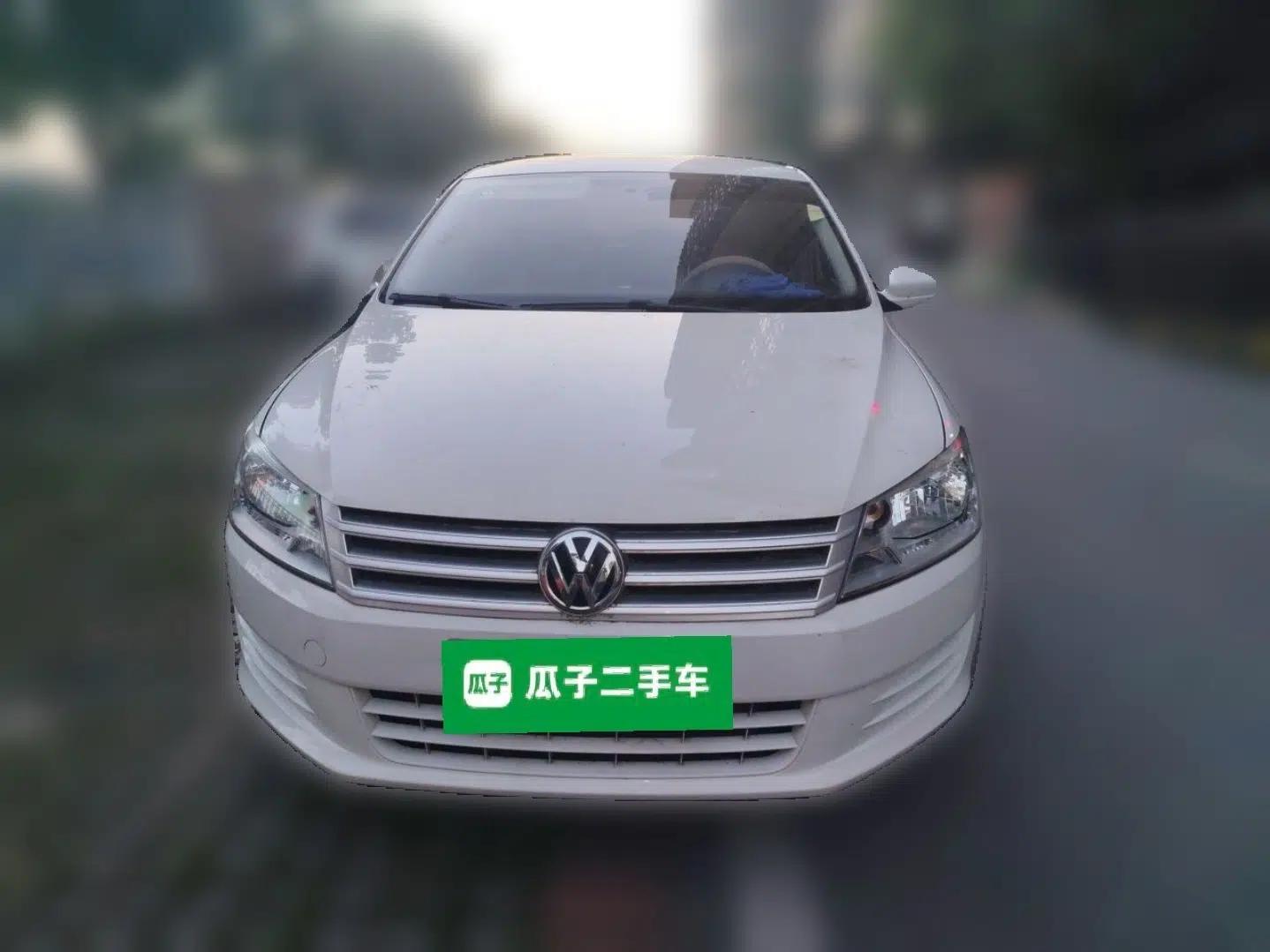 Volkswagen Santana 2015 1.6L Manual Fashion Edition — миниатюра 2