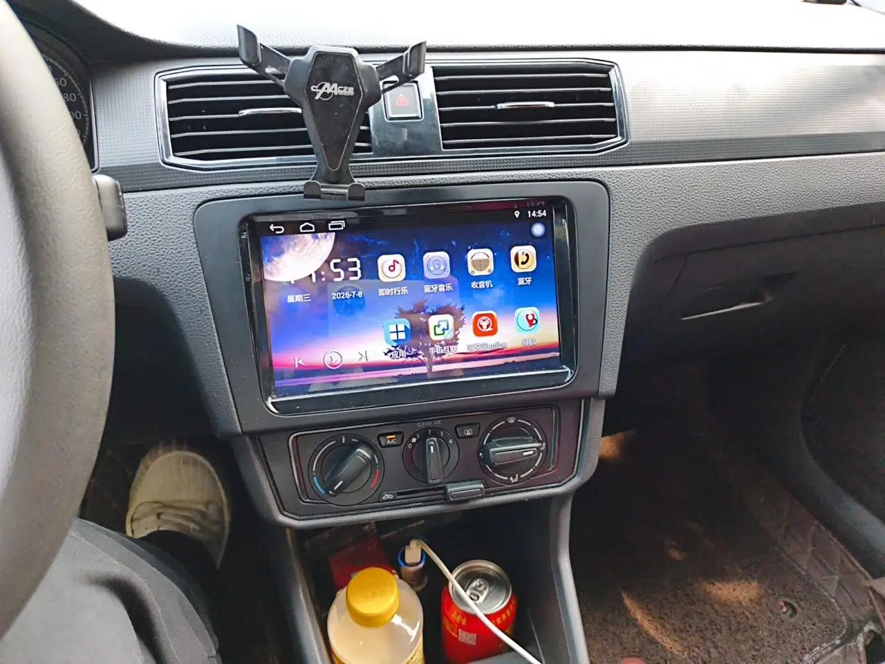Volkswagen Santana 2016 1.6L Manual Fashion Edition — миниатюра 13