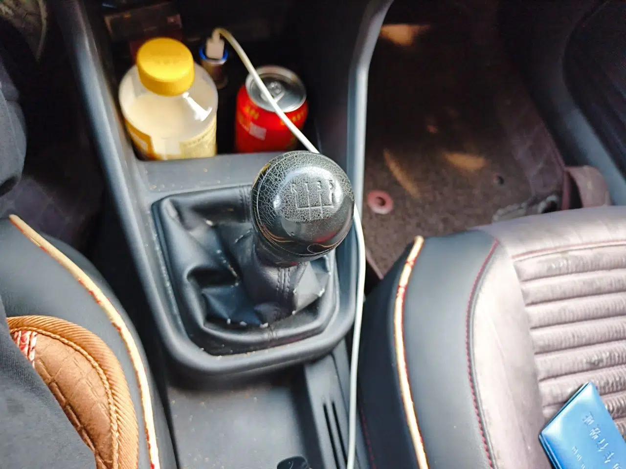 Volkswagen Santana 2016 1.6L Manual Fashion Edition — миниатюра 14
