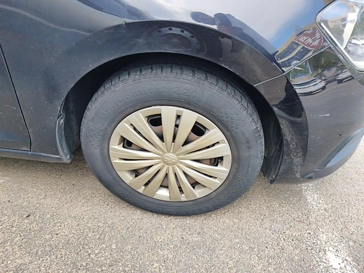 Volkswagen Santana 2016 1.6L Manual Fashion Edition — миниатюра 8