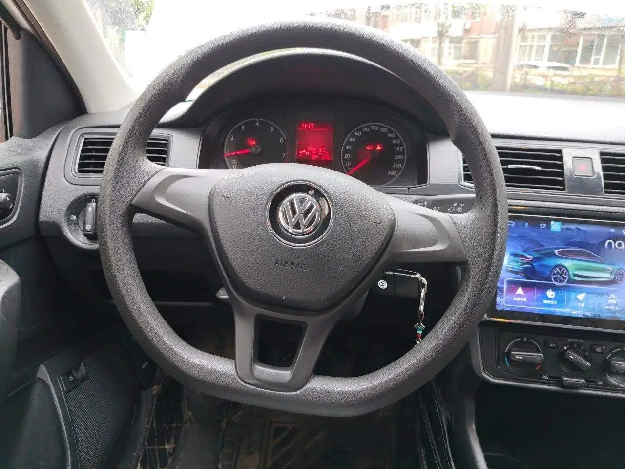 Volkswagen Santana 2019 1.5L Manual Fashion Edition China VI Standard — миниатюра 10