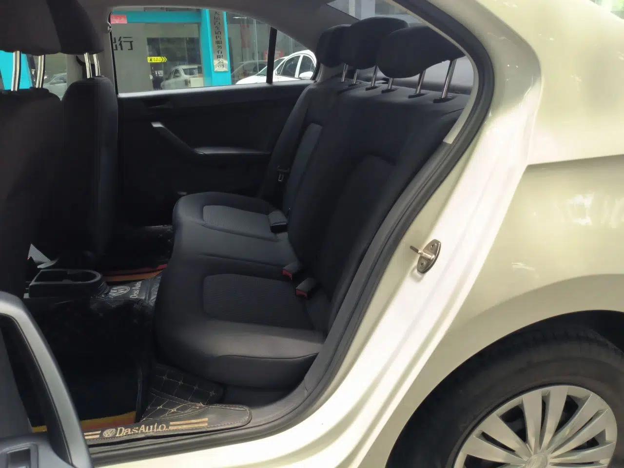 Volkswagen Santana 2019 1.5L Automatic Fashion Edition China VI — миниатюра 17