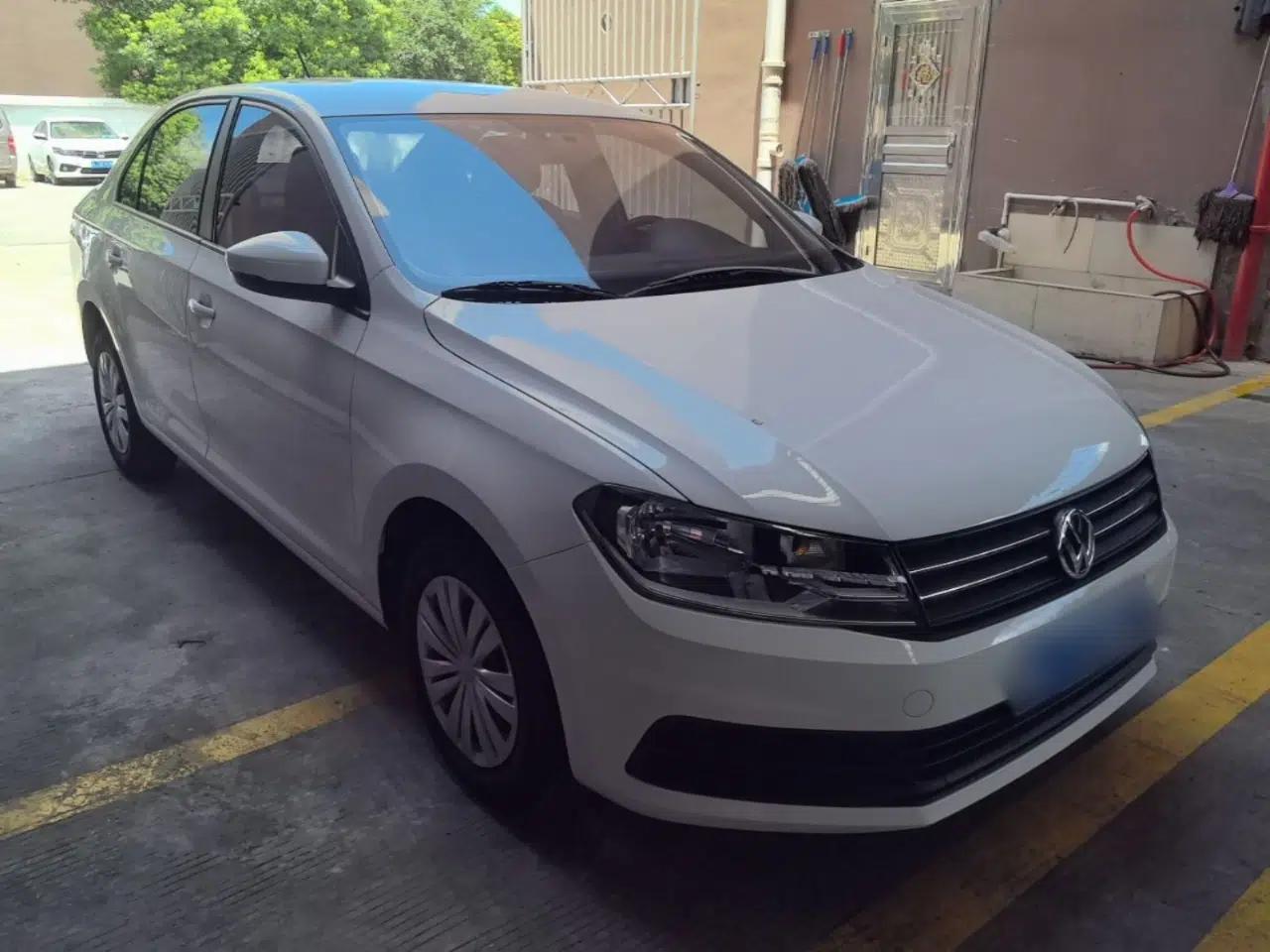 Volkswagen Santana 2019 1.5L Automatic Fashion Edition China VI — миниатюра 3