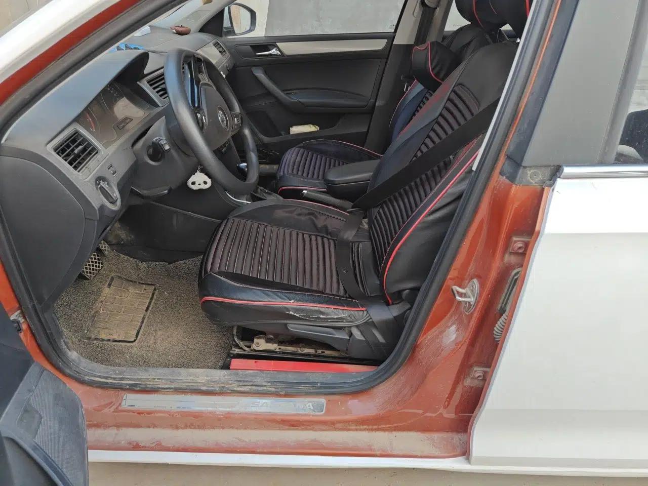 Volkswagen Santana 2015 Haval H9 1.6L Automatic Luxury Model — миниатюра 15