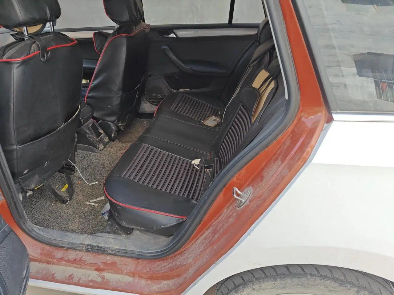 Volkswagen Santana 2015 Haval H9 1.6L Automatic Luxury Model — миниатюра 17