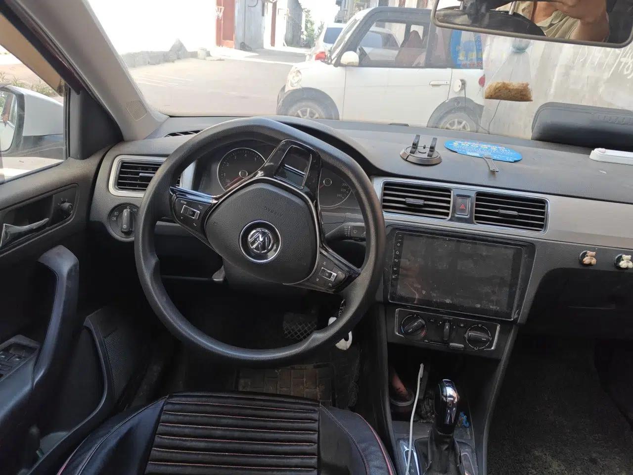 Volkswagen Santana 2015 Haval H9 1.6L Automatic Luxury Model — миниатюра 10