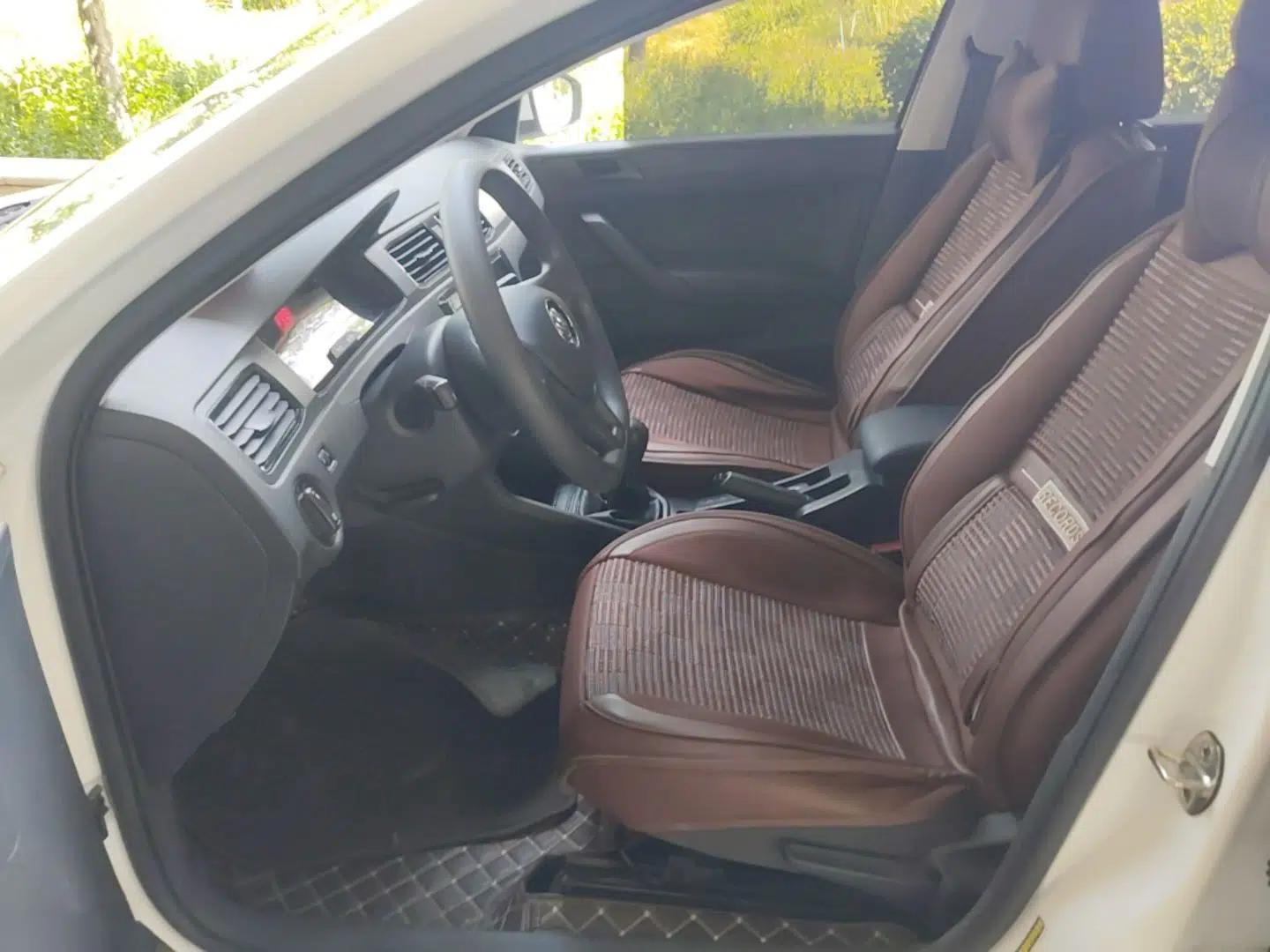 Volkswagen Santana 2021 1.5L Manual Fashion Edition — миниатюра 22