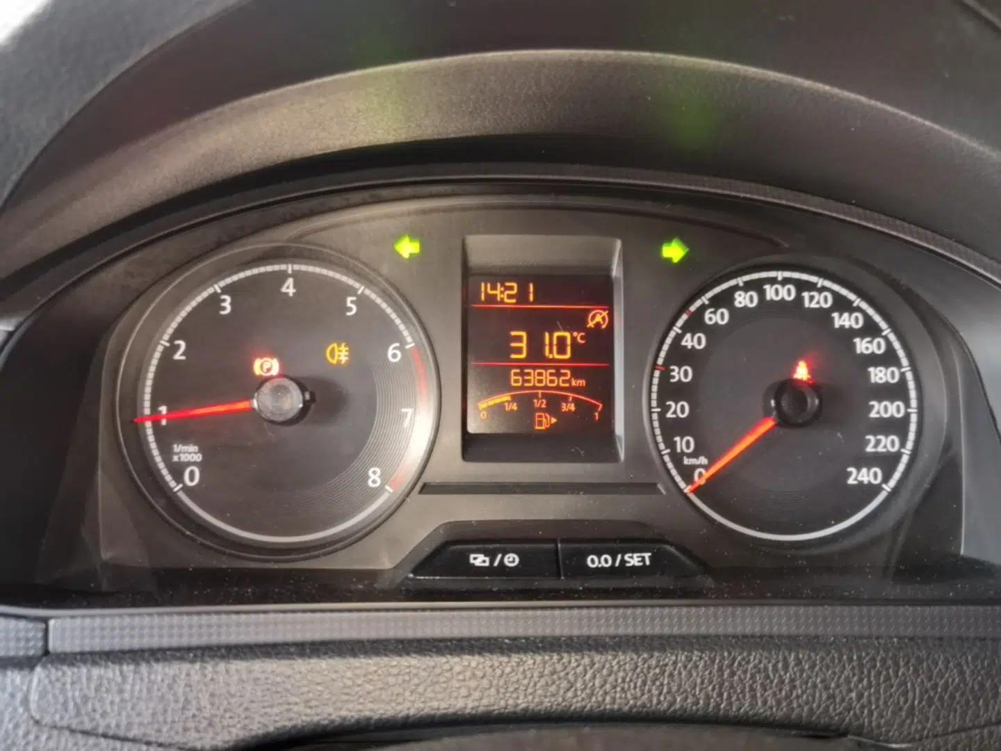 Volkswagen Santana 2018 1.5L Manual Fashion Edition — миниатюра 19