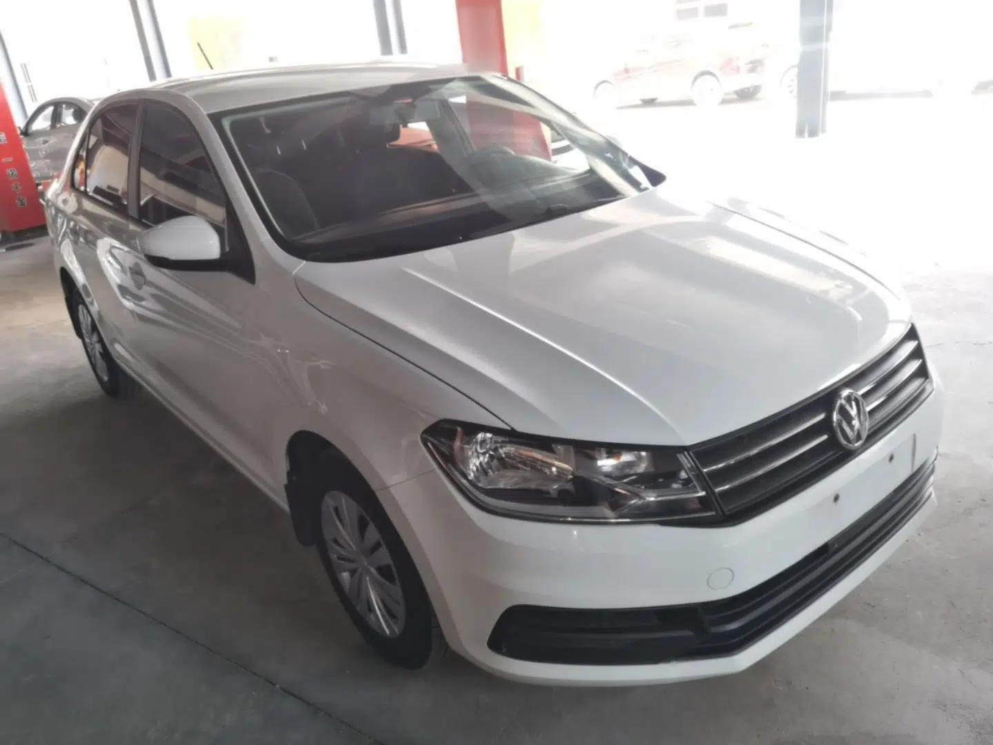 Volkswagen Santana 2018 1.5L Manual Fashion Edition — миниатюра 3