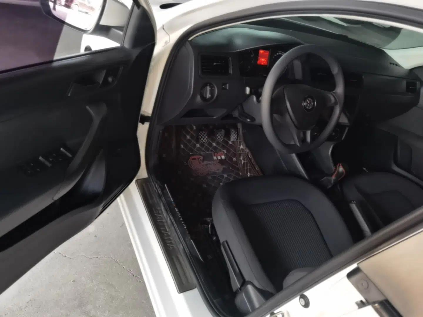 Volkswagen Santana 2018 1.5L Manual Fashion Edition — миниатюра 23