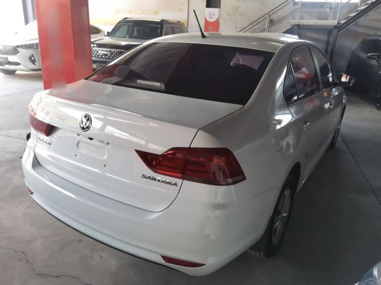 Volkswagen Santana 2018 1.5L Manual Fashion Edition — миниатюра 6