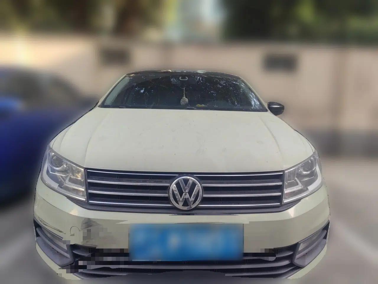 Volkswagen Santana 2015 Haval H6 1.6L Automatic Comfort Model — миниатюра 2