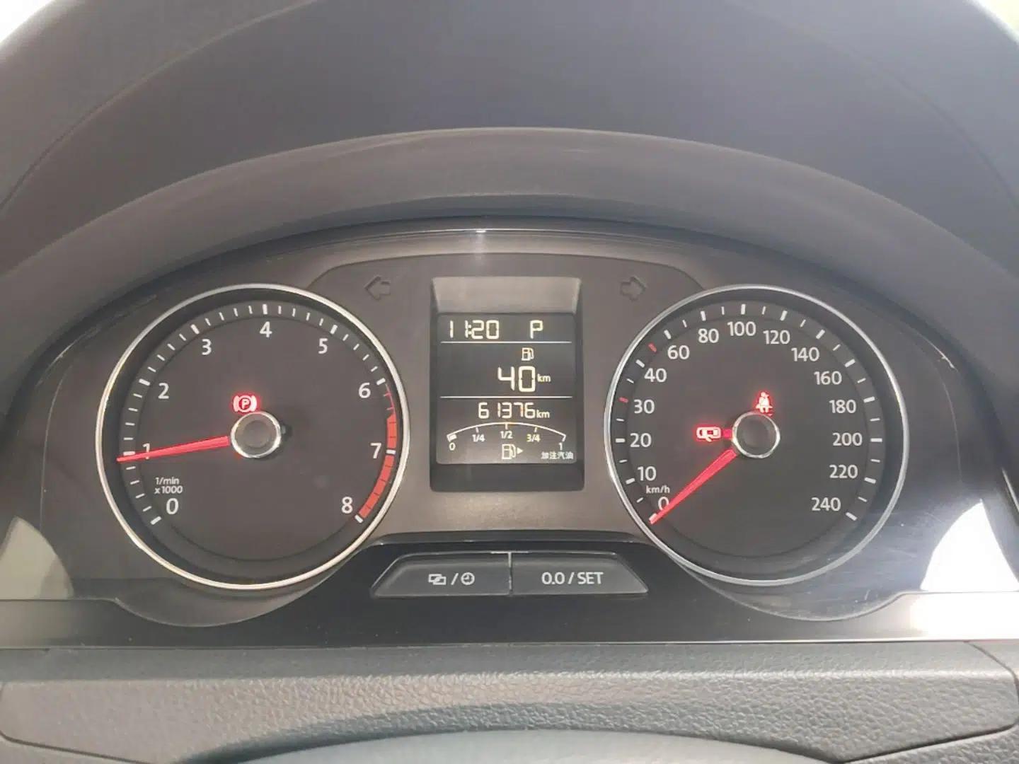 Volkswagen Santana 2015 Haval H6 1.6L Automatic Comfort Model — миниатюра 19