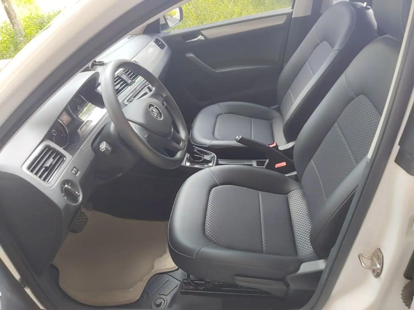 Volkswagen Santana 2015 Haval H6 1.6L Automatic Comfort Model — миниатюра 22