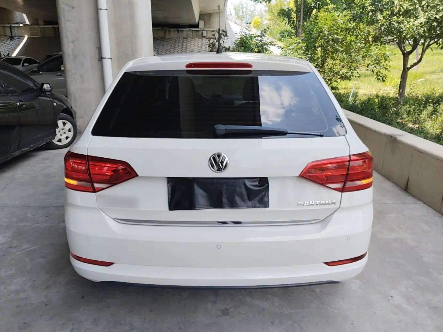 Volkswagen Santana 2015 Haval H6 1.6L Automatic Comfort Model — миниатюра 5
