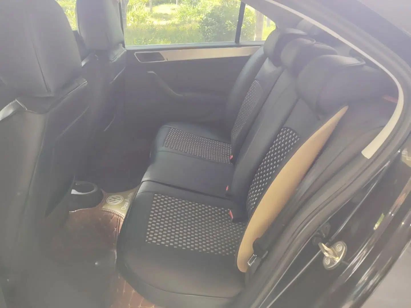Volkswagen Santana 2016 1.4L Manual Fashion Edition — миниатюра 20