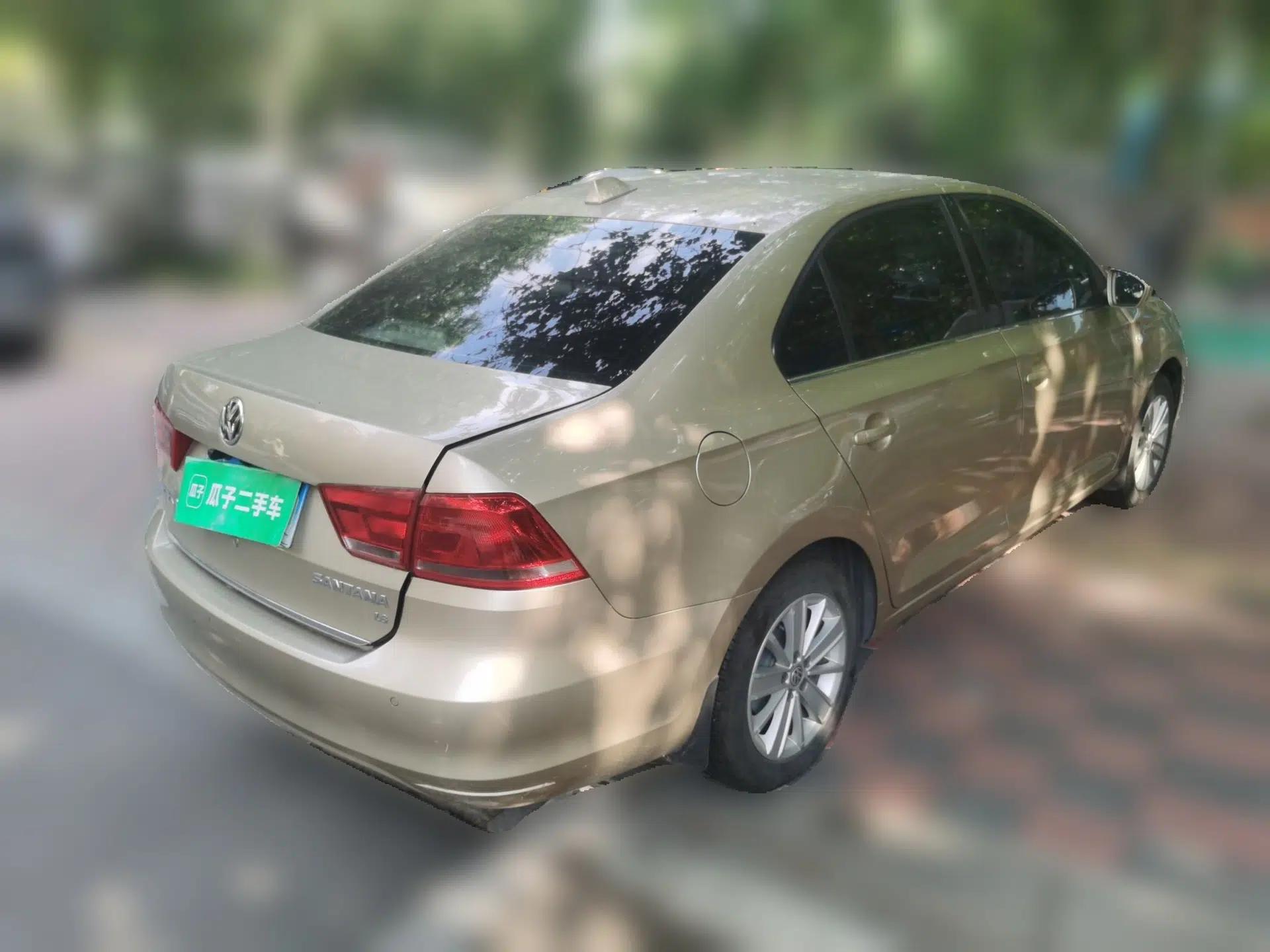 Volkswagen Santana 2015 1.6L Automatic Luxury Edition — миниатюра 6