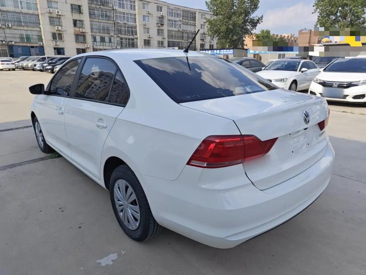 Volkswagen Santana 2021 1.5L Automatic Fashion Edition — миниатюра 13