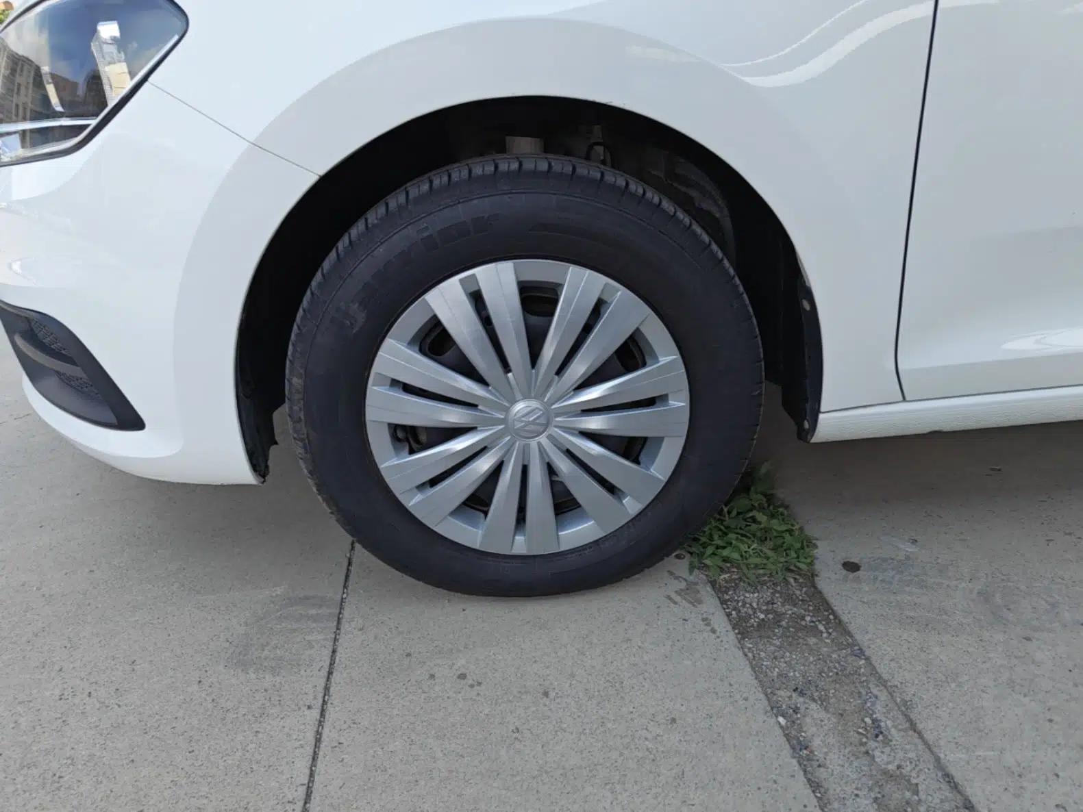 Volkswagen Santana 2021 1.5L Automatic Fashion Edition — миниатюра 15