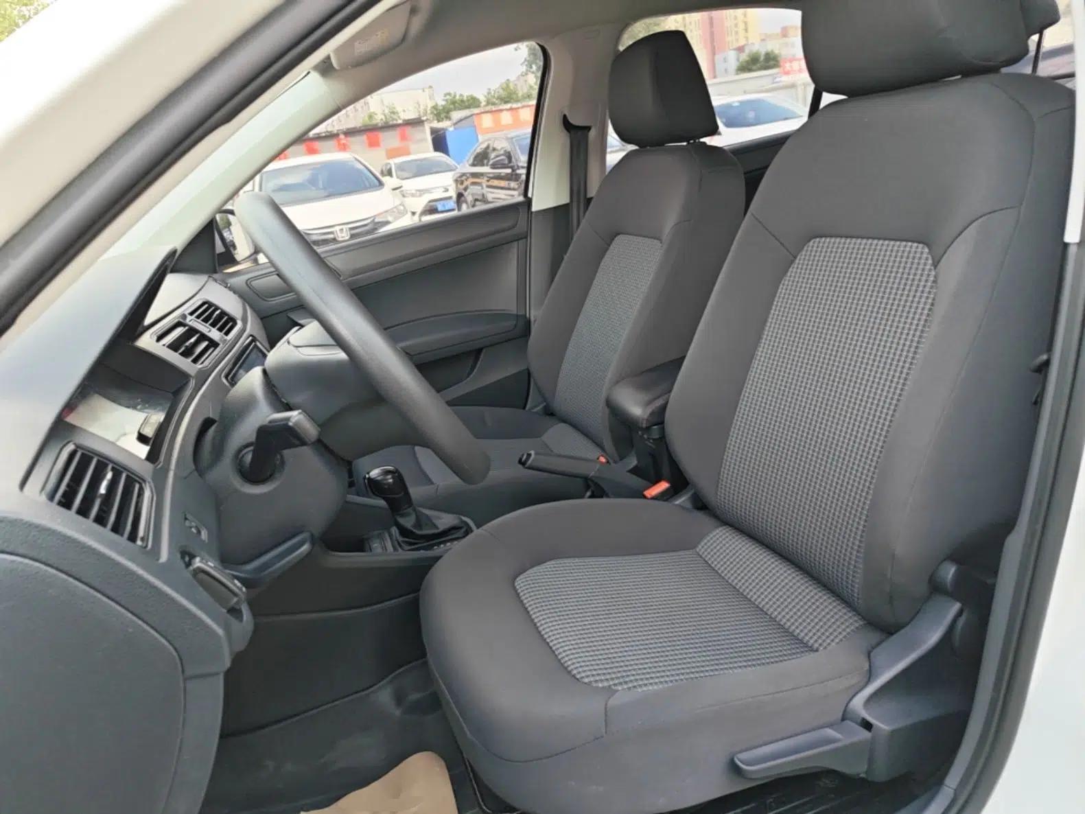 Volkswagen Santana 2021 1.5L Automatic Fashion Edition — миниатюра 22