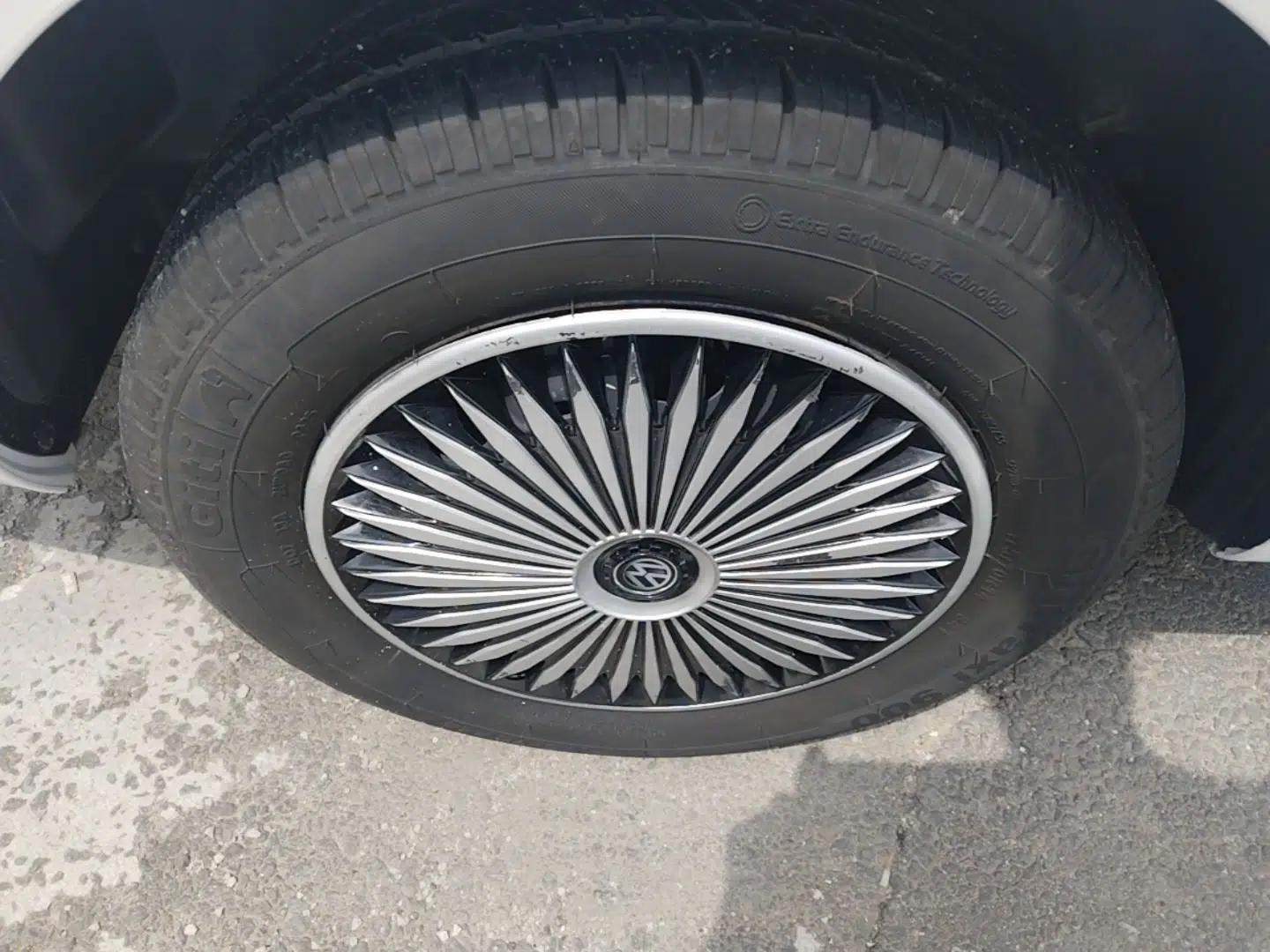 Volkswagen Santana 2021 1.5L Manual Fashion Edition — миниатюра 11