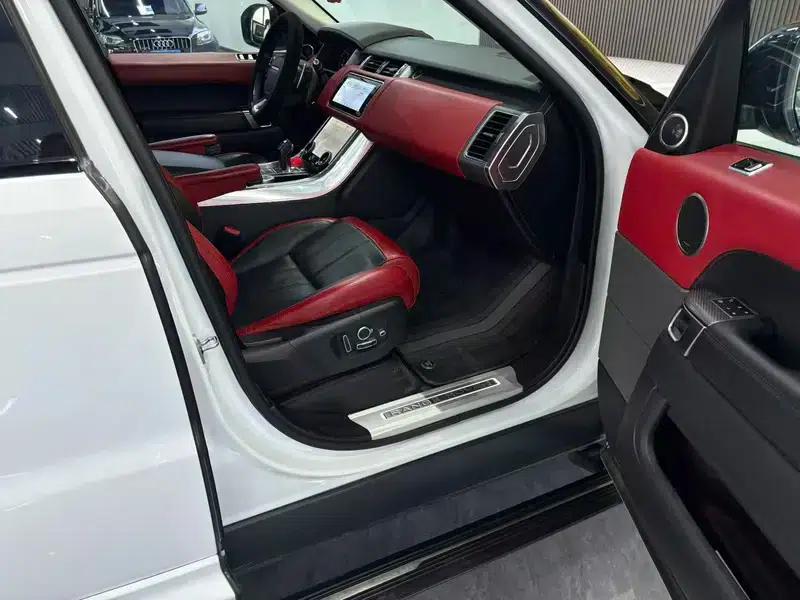 Range Rover Sport 2019 3.0 L6 HSE Dynamic — миниатюра 12