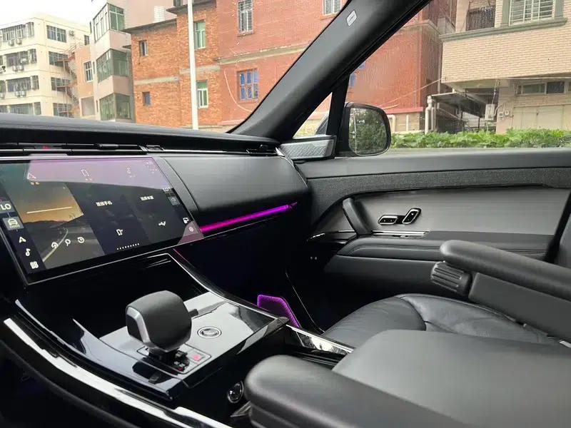 Range Rover Sport 2024 360PS S — миниатюра 9