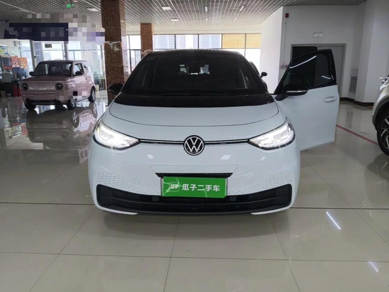 Volkswagen ID.3 2023 Pure Smart Edition — миниатюра 2