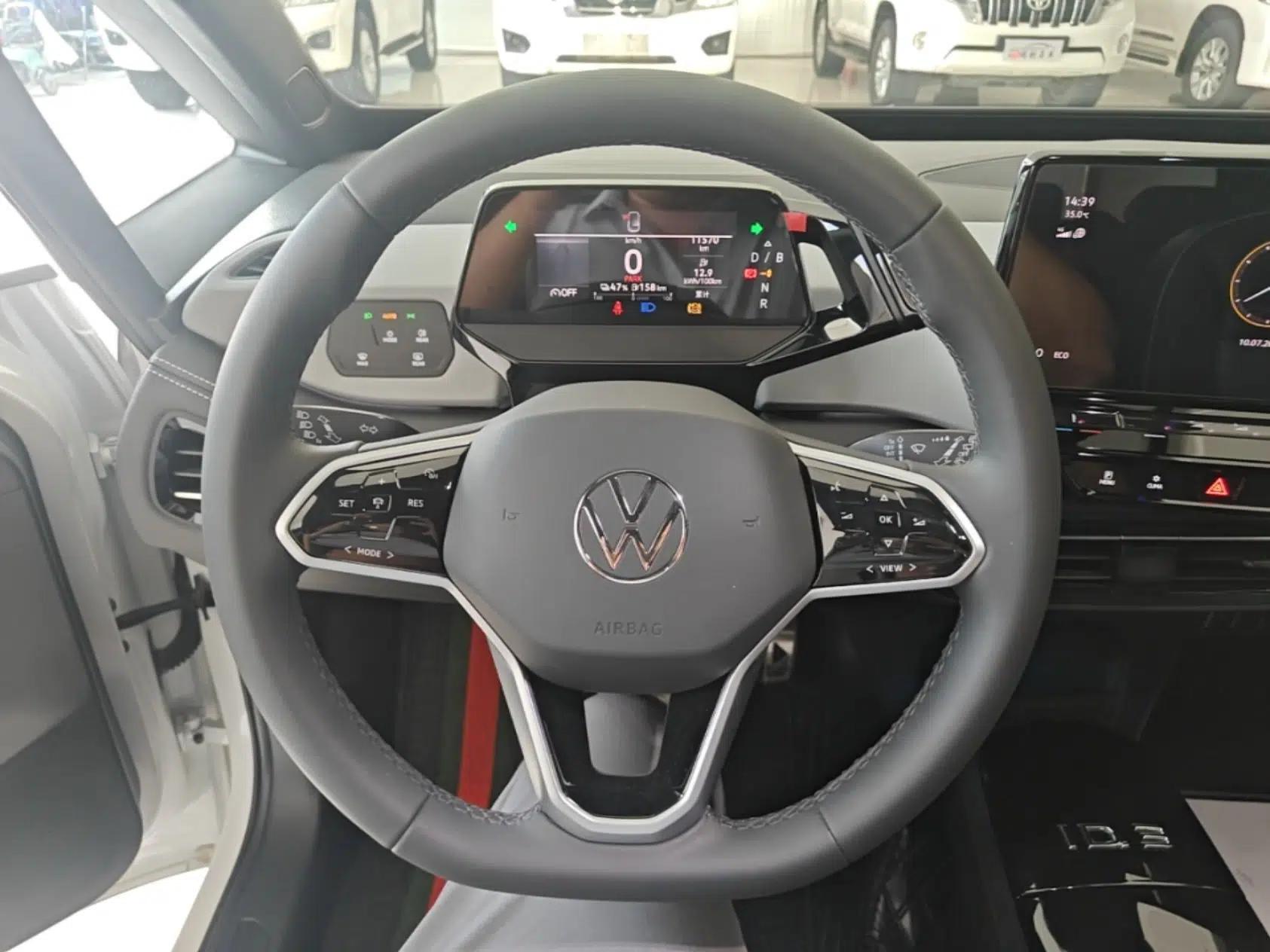 Volkswagen ID.3 2024 Outstanding Edition — миниатюра 18