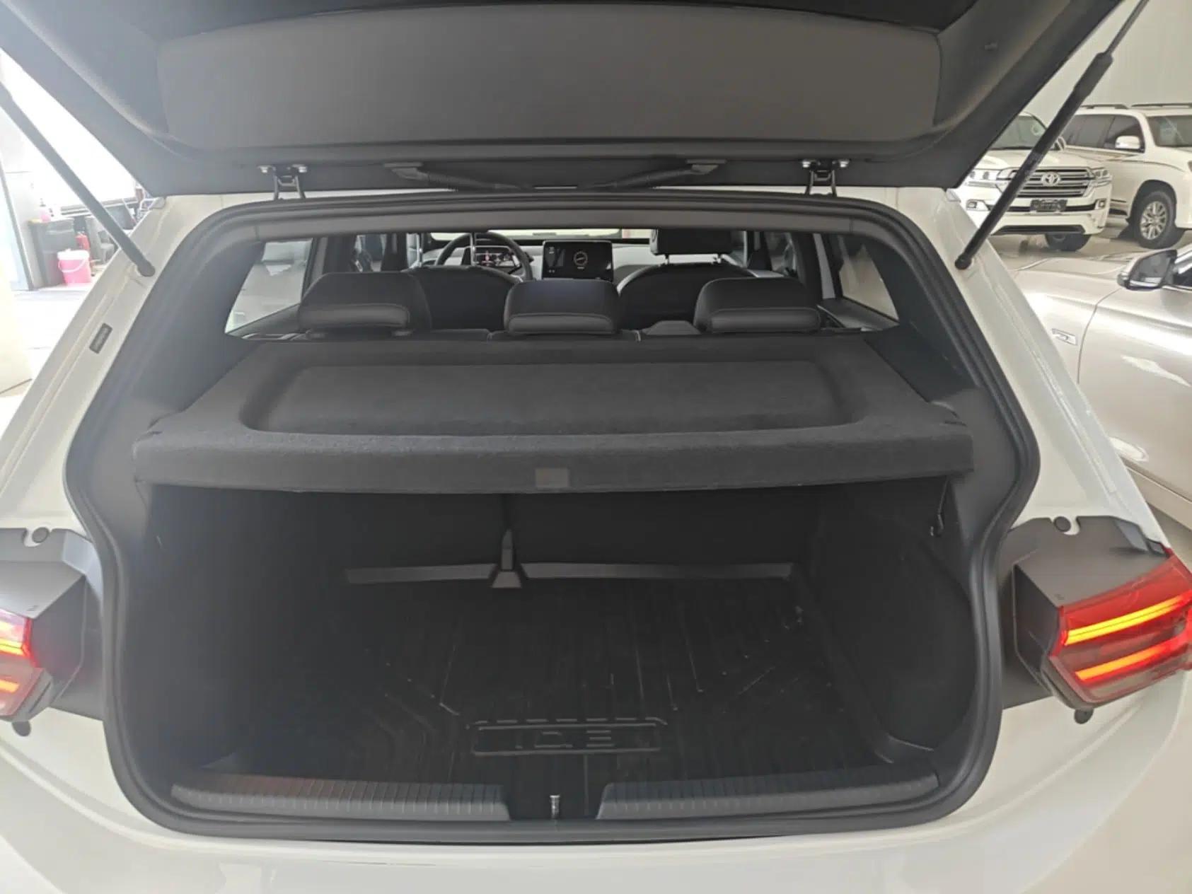 Volkswagen ID.3 2024 Outstanding Edition — миниатюра 27