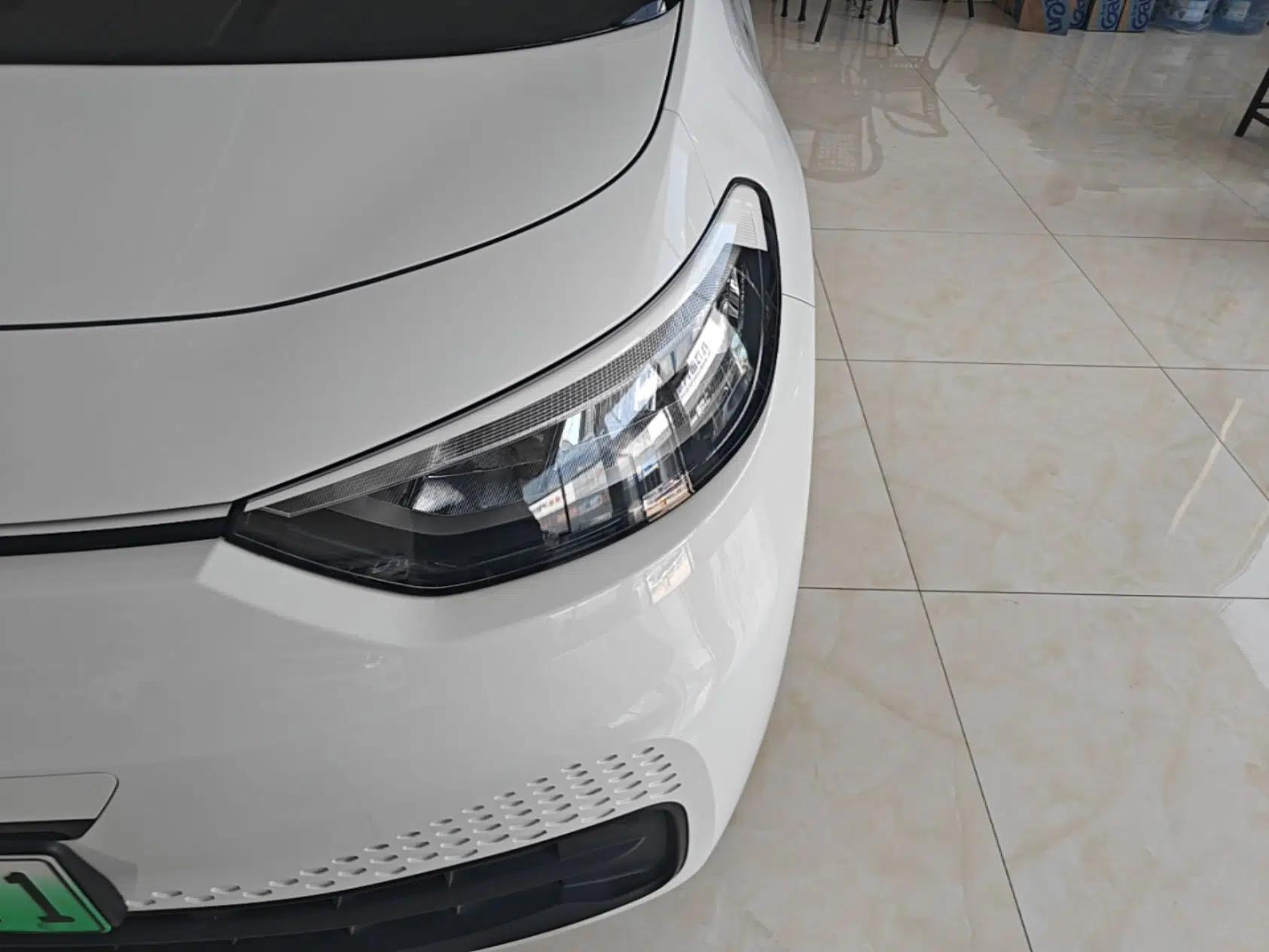 Volkswagen ID.3 2024 Outstanding Edition — миниатюра 8