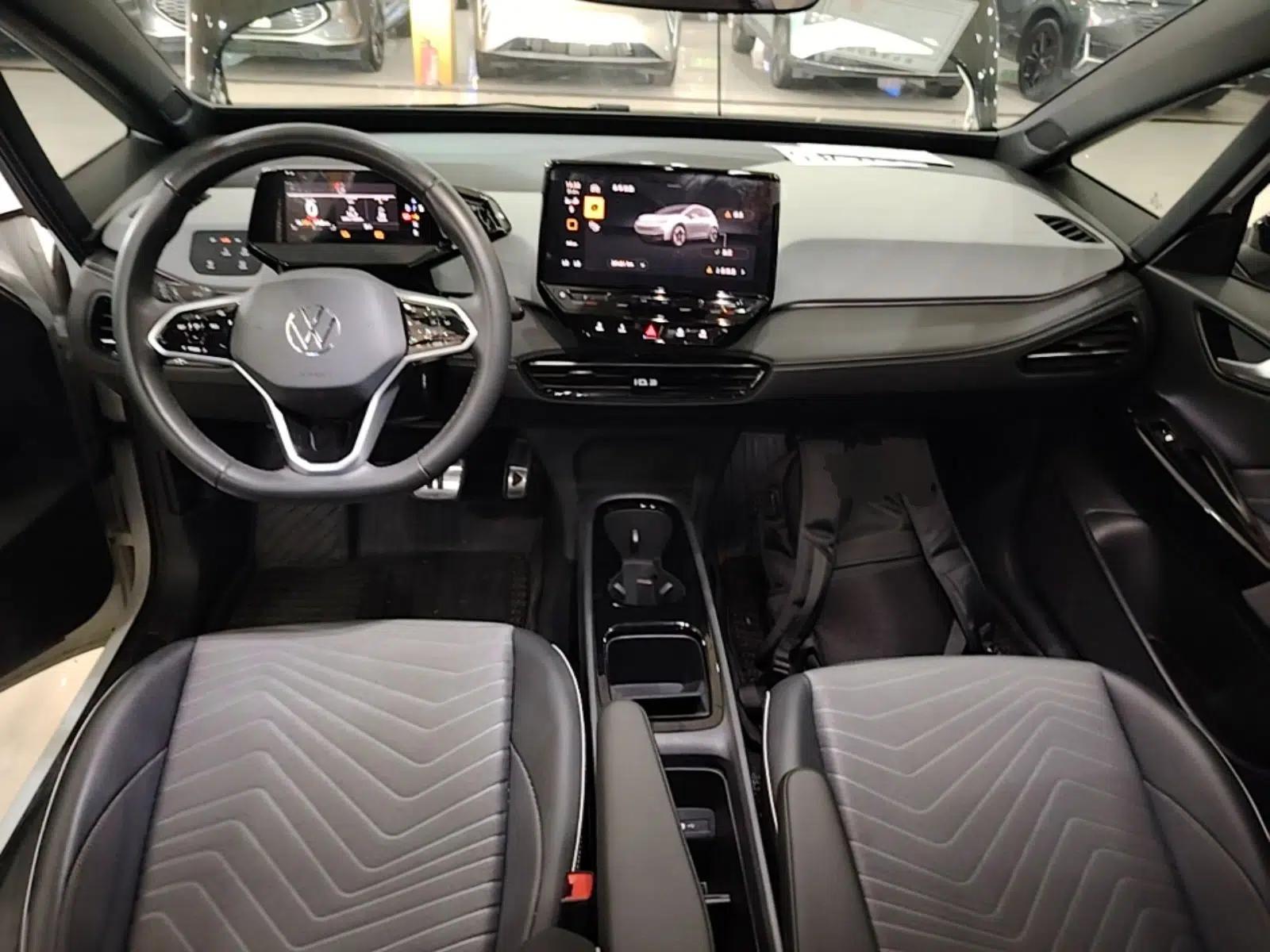 Volkswagen ID.3 2024 Outstanding Edition — миниатюра 12